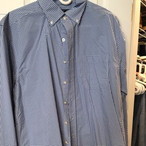 Men’s Vineyard Vines Size L Button Down